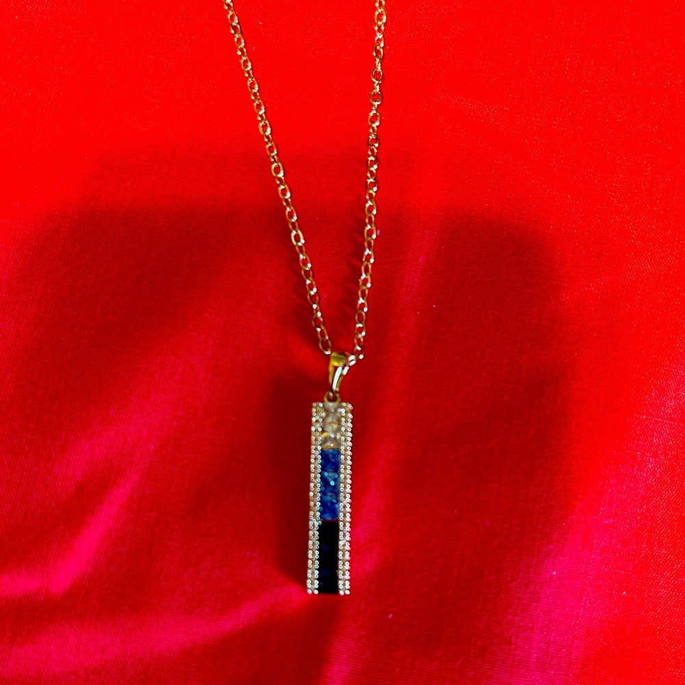 Vince Camuto ombré necklace